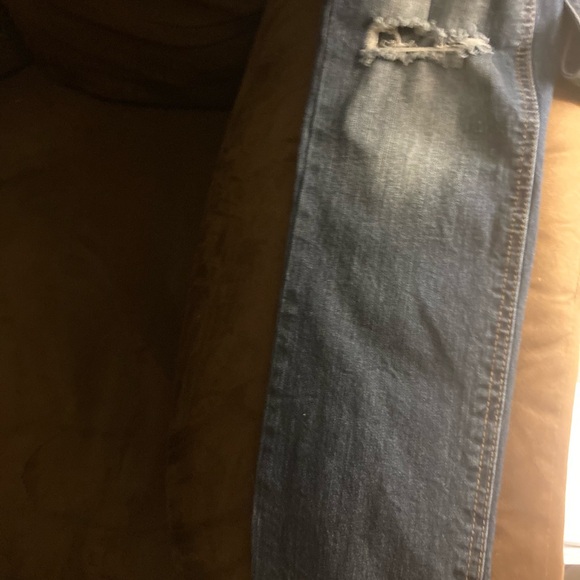 Blue Spice denim overalls. Sz 7 .Lots of pockets. Adjustable straps, rip details - Picture 13 of 13